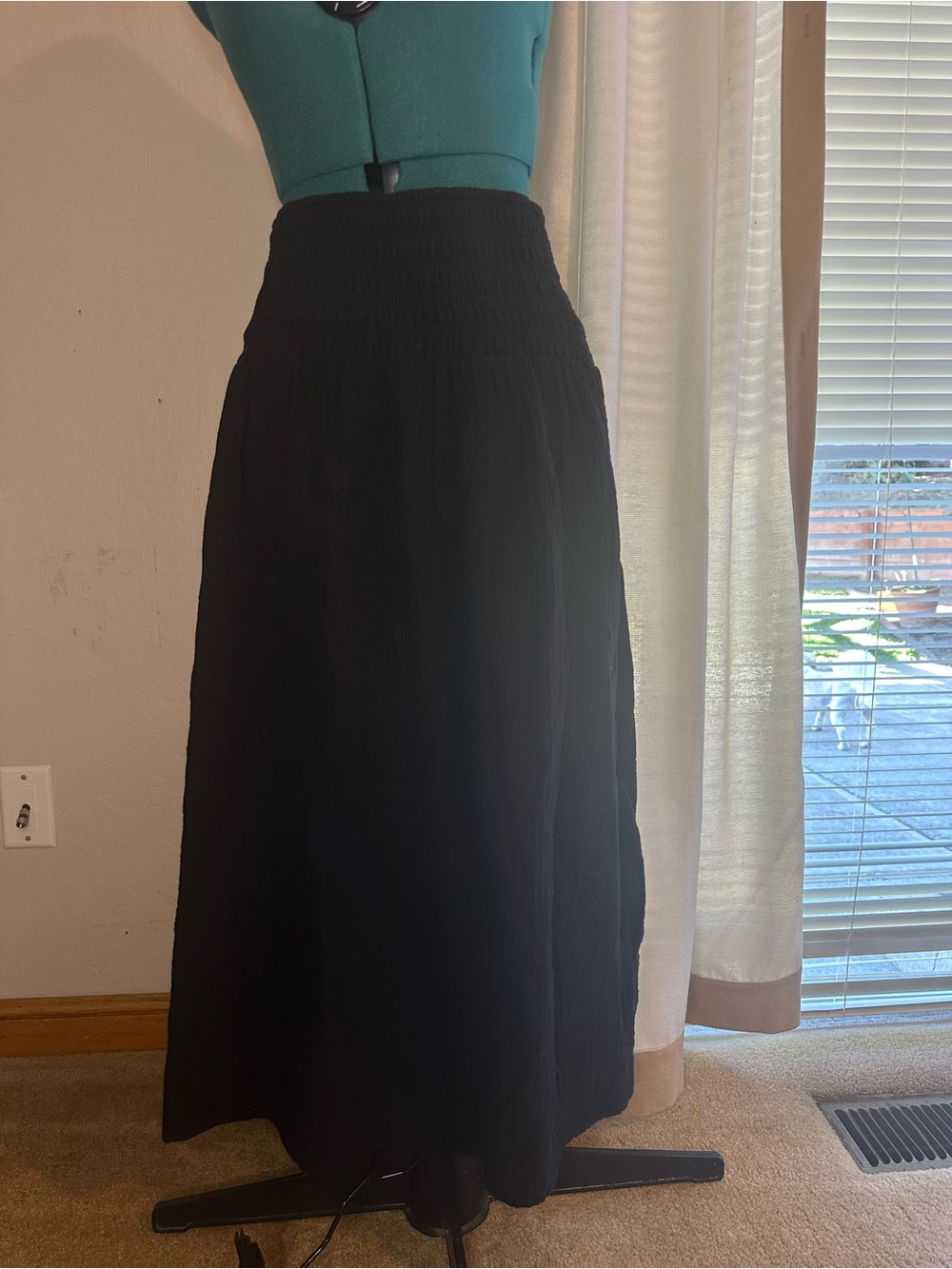 Old Navy Black Smocked-Waist Maxi Skirt